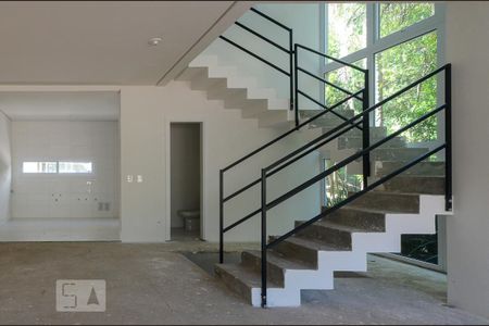 Casa de condomínio à venda com 276m², 3 quartos e 3 vagasSala