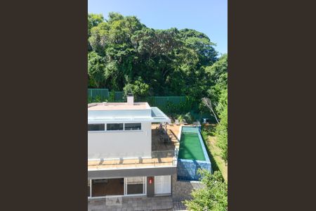 Casa de condomínio à venda com 276m², 3 quartos e 3 vagasVista