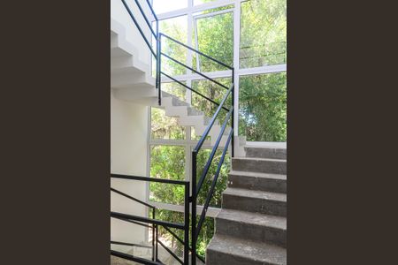 Casa de condomínio à venda com 276m², 3 quartos e 3 vagasEscada