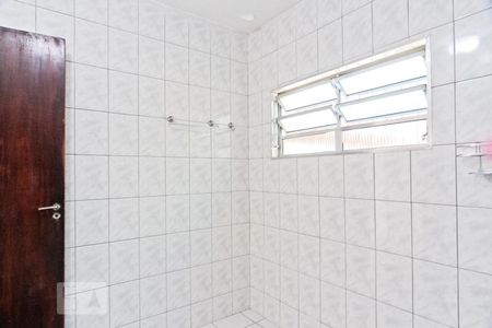 Casa à venda com 280m², 3 quartos e 2 vagasBanheiro