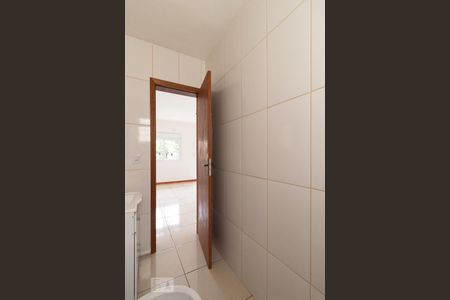 Banheiro de kitnet/studio para alugar com 1 quarto, 30m² em Santana, Porto Alegre