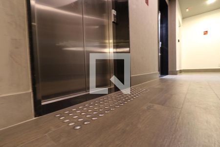 Studio à venda com 32m², 1 quarto e 1 vagaÁrea comum - Piso Tátil