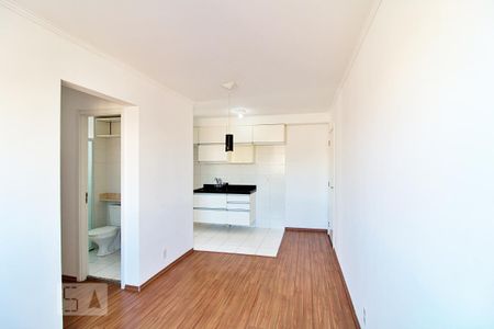 Sala de apartamento para alugar com 2 quartos, 42m² em Jardim Novo Taboão, São Paulo