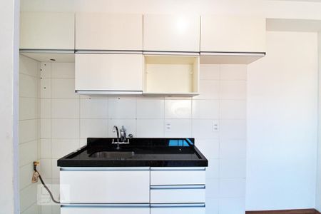Cozinha de apartamento para alugar com 2 quartos, 42m² em Jardim Novo Taboão, São Paulo