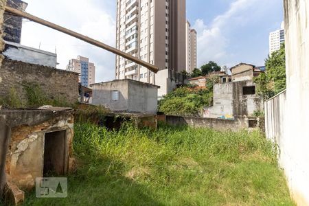 Casa à venda com 360m², 2 quartos e sem vagaQuintal