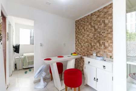 Casa à venda com 360m², 2 quartos e sem vagaSala