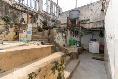 Casa à venda com 360m², 2 quartos e sem vagaQuintal