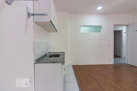 Cozinha de apartamento para alugar com 1 quarto, 49m² em Presidente Altino, Osasco