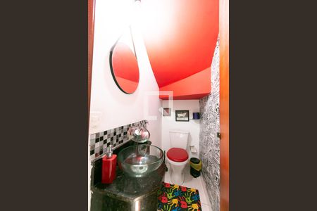 Lavabo de casa à venda com 3 quartos, 180m² em Vila Taquari, São Paulo