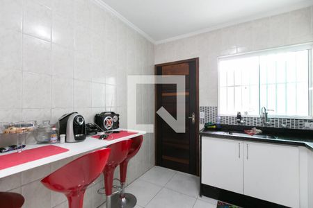 Casa à venda com 180m², 3 quartos e 2 vagasCozinha - Armários