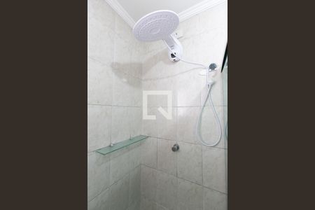 Casa à venda com 180m², 3 quartos e 2 vagasChuveiro 