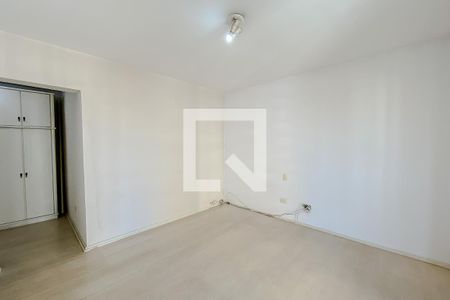 Apartamento à venda com 170m², 5 quartos e 2 vagasQuarto 2