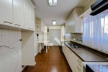 Apartamento à venda com 170m², 5 quartos e 2 vagasCozinha