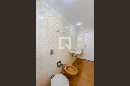 Apartamento à venda com 170m², 5 quartos e 2 vagasBanheiro do Quarto 2