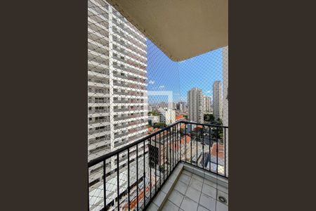 Apartamento à venda com 170m², 5 quartos e 2 vagasSacada do Quarto 2