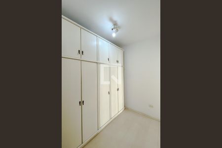 Apartamento à venda com 170m², 5 quartos e 2 vagasCloset do Quarto 2