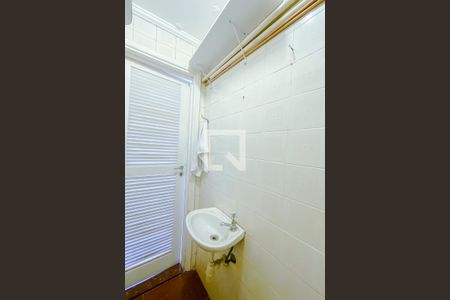 Apartamento à venda com 170m², 5 quartos e 2 vagasBanheiro de Serviço