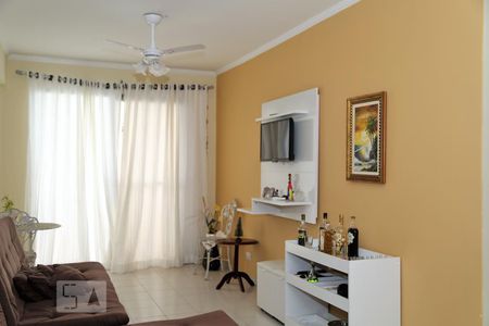 Sala de apartamento para alugar com 1 quarto, 72m² em Caiçara, Praia Grande