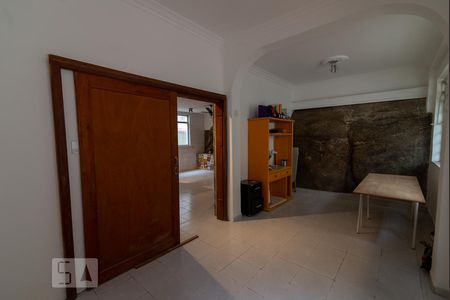 Quarto 1 de casa para alugar com 6 quartos, 370m² em Tijuca, Rio de Janeiro