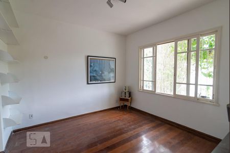 Sala de casa para alugar com 6 quartos, 370m² em Tijuca, Rio de Janeiro