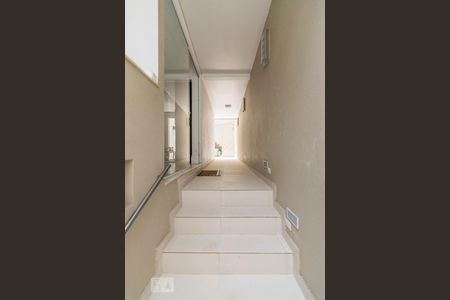 Entrada de casa à venda com 3 quartos, 210m² em Campestre, Santo André