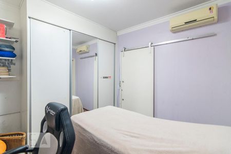 Casa à venda com 210m², 3 quartos e 2 vagas Casa à venda com 210m², 3 quartos e 2 vagasQuarto 3 Suíte