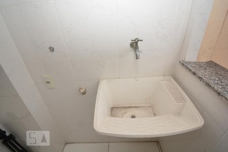 Apartamento para alugar com 48m², 2 quartos e sem vagaCozinha e Área de Serviço
