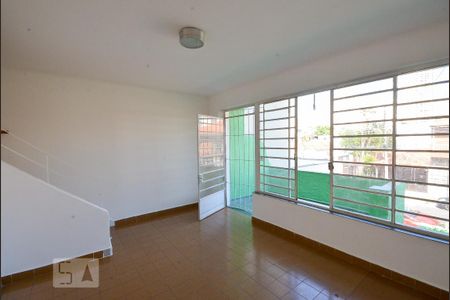 Sala de casa para alugar com 3 quartos, 125m² em Bosque da Saúde, São Paulo