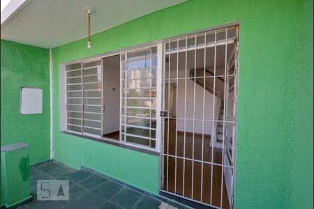 Casa para alugar com 125m², 3 quartos e 3 vagas Casa para alugar com 125m², 3 quartos e 3 vagasHall