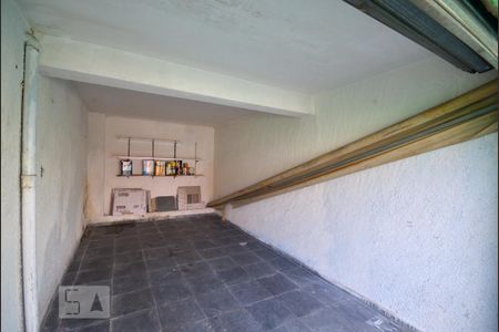 Garagem de casa para alugar com 3 quartos, 125m² em Bosque da Saúde, São Paulo