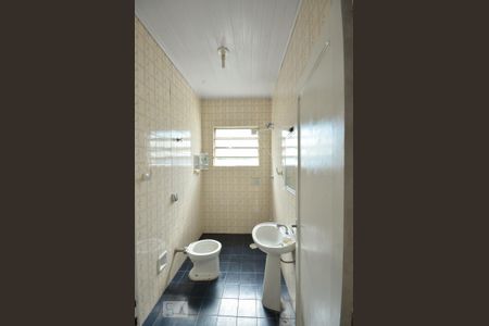 Casa para alugar com 125m², 3 quartos e 3 vagas Casa para alugar com 125m², 3 quartos e 3 vagasBanheiro