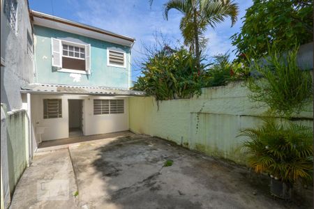Casa para alugar com 125m², 3 quartos e 3 vagas Casa para alugar com 125m², 3 quartos e 3 vagasQuintal