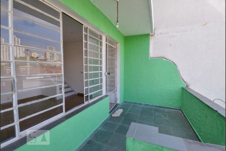 Casa para alugar com 125m², 3 quartos e 3 vagas Casa para alugar com 125m², 3 quartos e 3 vagasHall