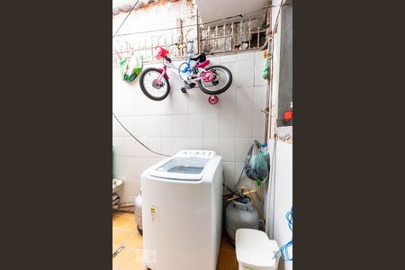 Casa à venda com 123m², 3 quartos e 2 vagas Casa à venda com 123m², 3 quartos e 2 vagasLavanderia