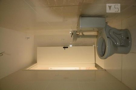 Apartamento à venda com 48m², 2 quartos e 1 vagaBanheiro Social