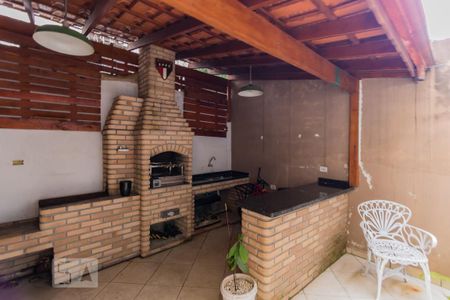 Casa à venda com 120m², 3 quartos e 3 vagas Casa à venda com 120m², 3 quartos e 3 vagasChurrasqueira