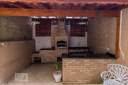 Casa à venda com 120m², 3 quartos e 3 vagas Casa à venda com 120m², 3 quartos e 3 vagasChurrasqueira