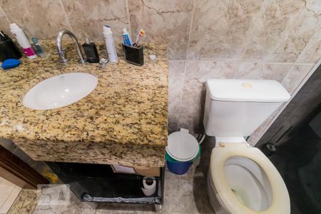 Casa à venda com 120m², 3 quartos e 3 vagas Casa à venda com 120m², 3 quartos e 3 vagasDetalhe banheiro