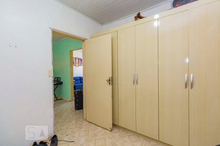 Casa à venda com 140m², 3 quartos e 6 vagas Casa à venda com 140m², 3 quartos e 6 vagasQuarto 2