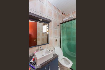 Casa à venda com 140m², 3 quartos e 6 vagas Casa à venda com 140m², 3 quartos e 6 vagasBanheiro