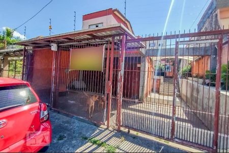 Casa à venda com 140m², 3 quartos e 6 vagas Casa à venda com 140m², 3 quartos e 6 vagasFachada da casa