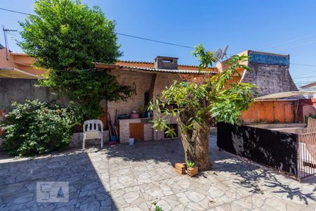 Casa à venda com 140m², 3 quartos e 6 vagas Casa à venda com 140m², 3 quartos e 6 vagasChurrasqueira