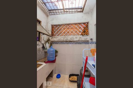 Casa à venda com 140m², 3 quartos e 6 vagas Casa à venda com 140m², 3 quartos e 6 vagasLavanderia