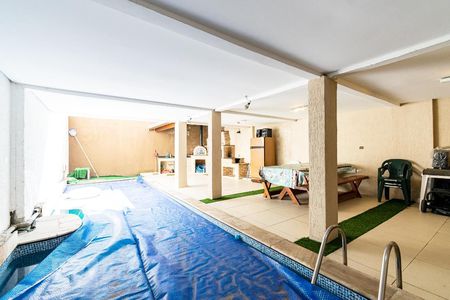 Casa à venda com 420m², 3 quartos e 4 vagasPiscina/Churrasqueira