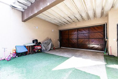 Casa à venda com 420m², 3 quartos e 4 vagasgaragem