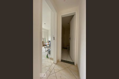 Sala de apartamento para alugar com 1 quarto, 36m² em Cordovil, Rio de Janeiro