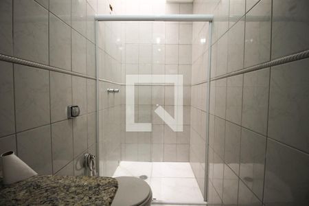 Casa para alugar com 75m², 2 quartos e 2 vagasBanheiro