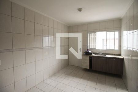Casa para alugar com 75m², 2 quartos e 2 vagasCozinha