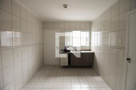 Casa para alugar com 75m², 2 quartos e 2 vagasCozinha
