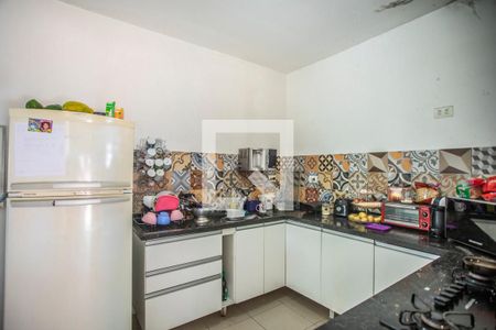 Casa à venda com 120m², 2 quartos e 3 vagas Casa à venda com 120m², 2 quartos e 3 vagasCozinha